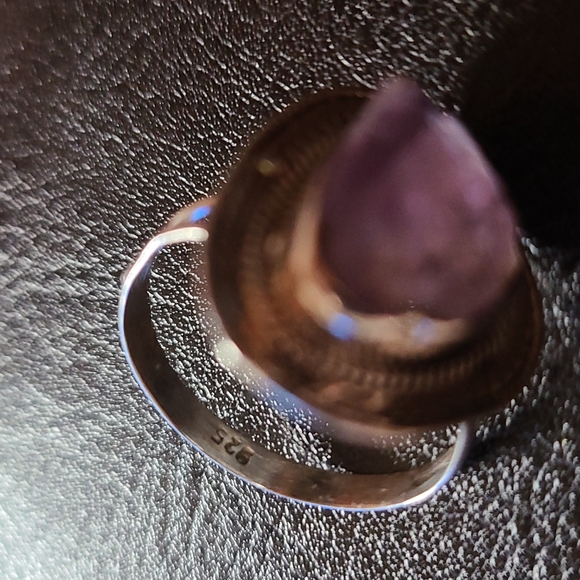 Amathyst Sterling Silver Ring - Picture 4 of 7